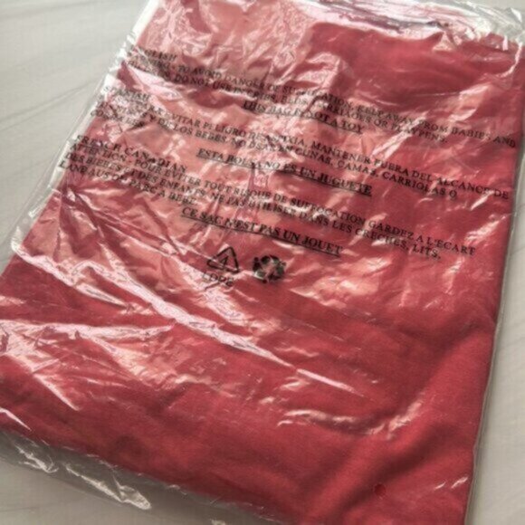 NWT Swet Tailor Men's Red All In Polo Shirt Size Medium - Picture 3 of 6